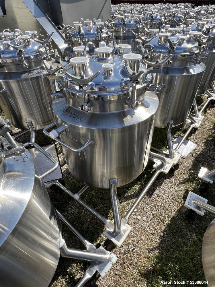 Used- Stainless Steel 120 Liter / 31.7 Gallon Jacketed Tank, Stainless Steel, Vertical. Approximate 20" diameter x 24" strai...