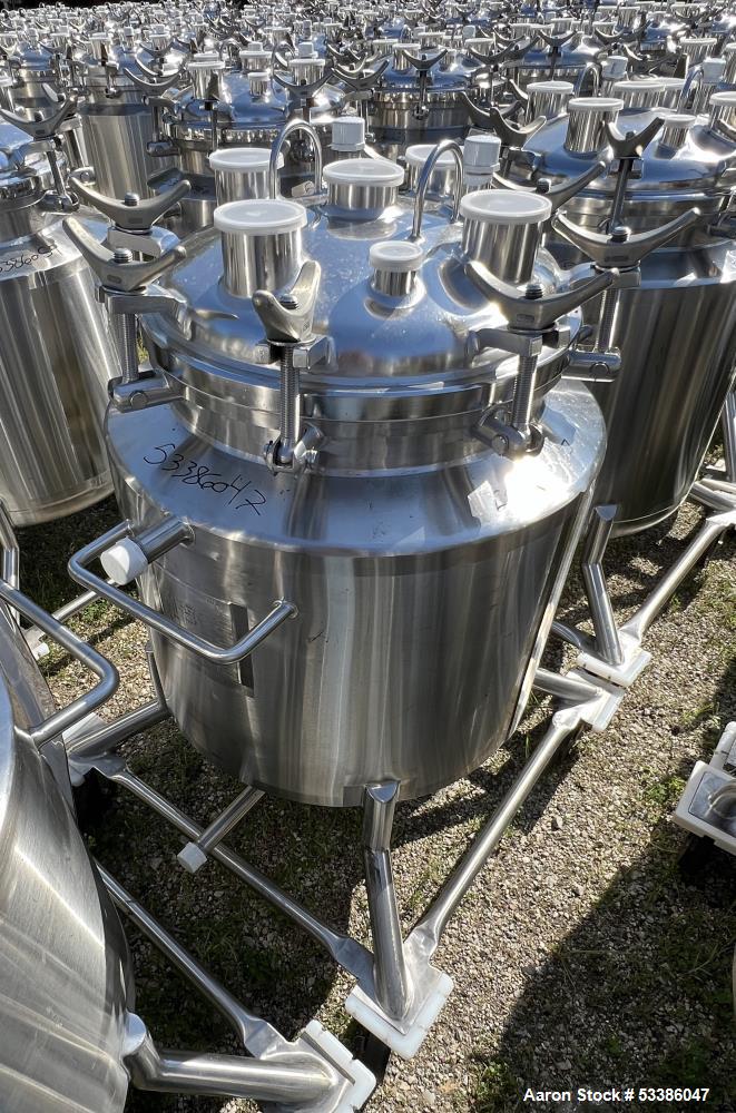 Used- Stainless Steel 120 Liter / 31.7 Gallon Jacketed Tank, Stainless Steel, Vertical. Approximate 20" diameter x 24" strai...