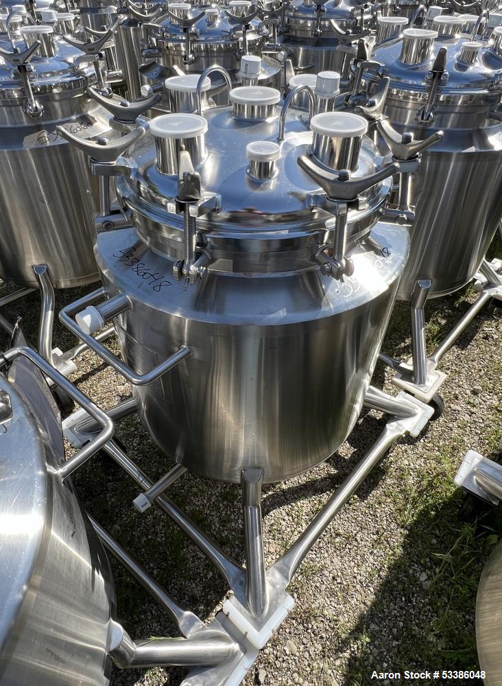 Used- Stainless Steel 120 Liter / 31.7 Gallon Jacketed Tank, Stainless Steel, Vertical. Approximate 20" diameter x 24" strai...