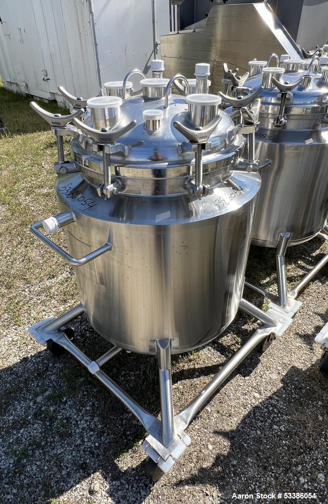 Used- Stainless Steel 120 Liter / 31.7 Gallon Jacketed Tank, Stainless Steel, Vertical. Approximate 20" diameter x 24" strai...