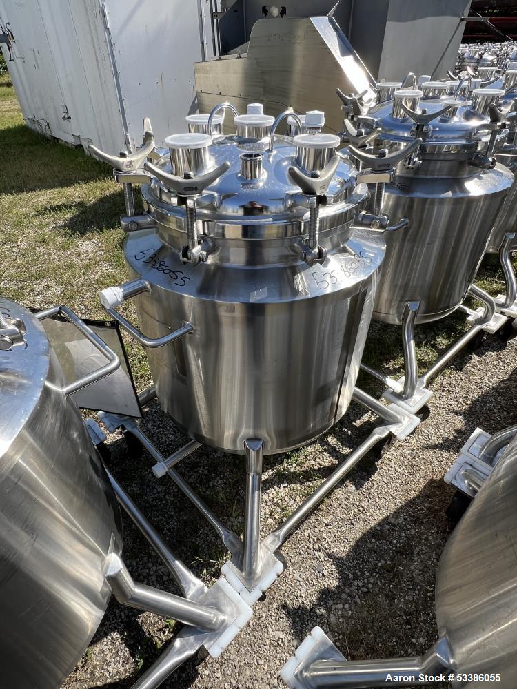 Used- Stainless Steel 120 Liter / 31.7 Gallon Jacketed Tank, Stainless Steel, Vertical. Approximate 20" diameter x 24" strai...