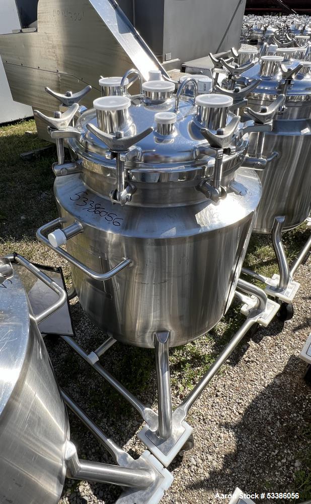 Used- Stainless Steel 120 Liter / 31.7 Gallon Jacketed Tank, Stainless Steel, Vertical. Approximate 20" diameter x 24" strai...