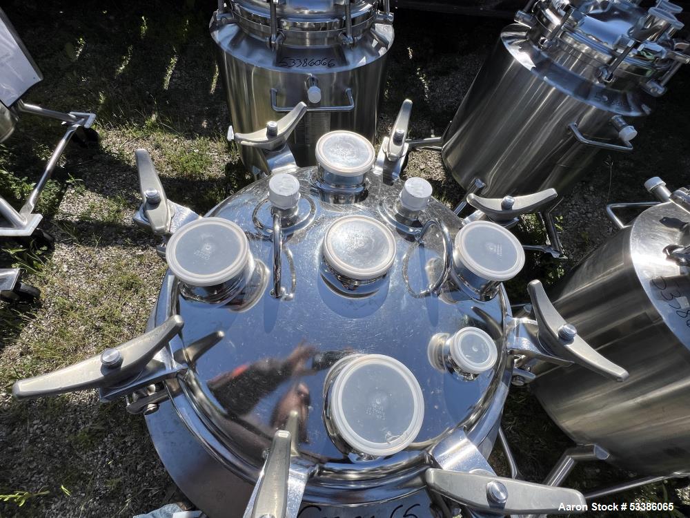 Used High-Quality 27.2 Gallon Vertical Stainless Steel Tank – Jacketed