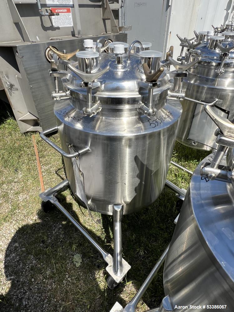 Used- Stainless Steel 120 Liter / 31.7 Gallon Jacketed Tank, Stainless Steel, Vertical. Approximate 20" diameter x 24" strai...