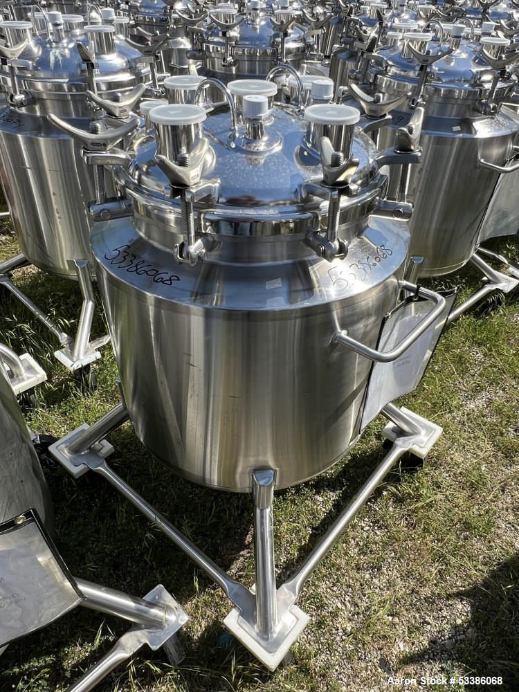 Used- Stainless Steel 120 Liter / 31.7 Gallon Jacketed Tank, Stainless Steel, Vertical. Approximate 20" diameter x 24" strai...