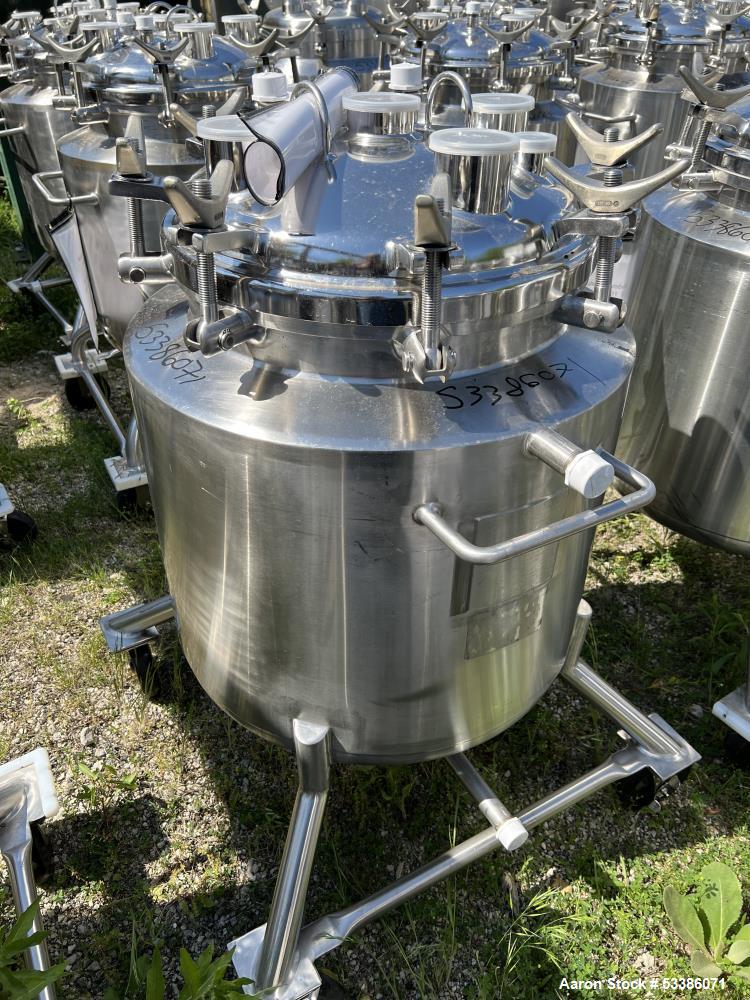 Used- Stainless Steel 120 Liter / 31.7 Gallon Jacketed Tank, Stainless Steel, Vertical. Approximate 20" diameter x 24" strai...