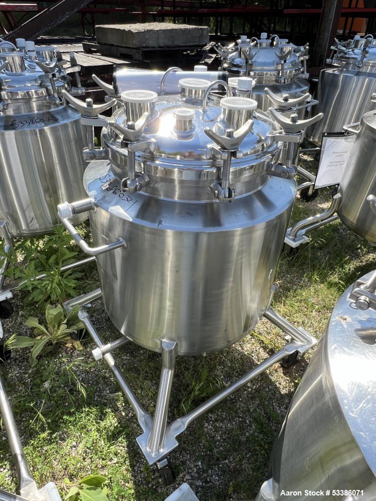 Used- Stainless Steel 120 Liter / 31.7 Gallon Jacketed Tank, Stainless Steel, Vertical. Approximate 20" diameter x 24" strai...