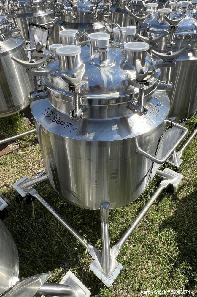 Used- Stainless Steel 120 Liter / 31.7 Gallon Jacketed Tank, Stainless Steel, Vertical. Approximate 20" diameter x 24" strai...