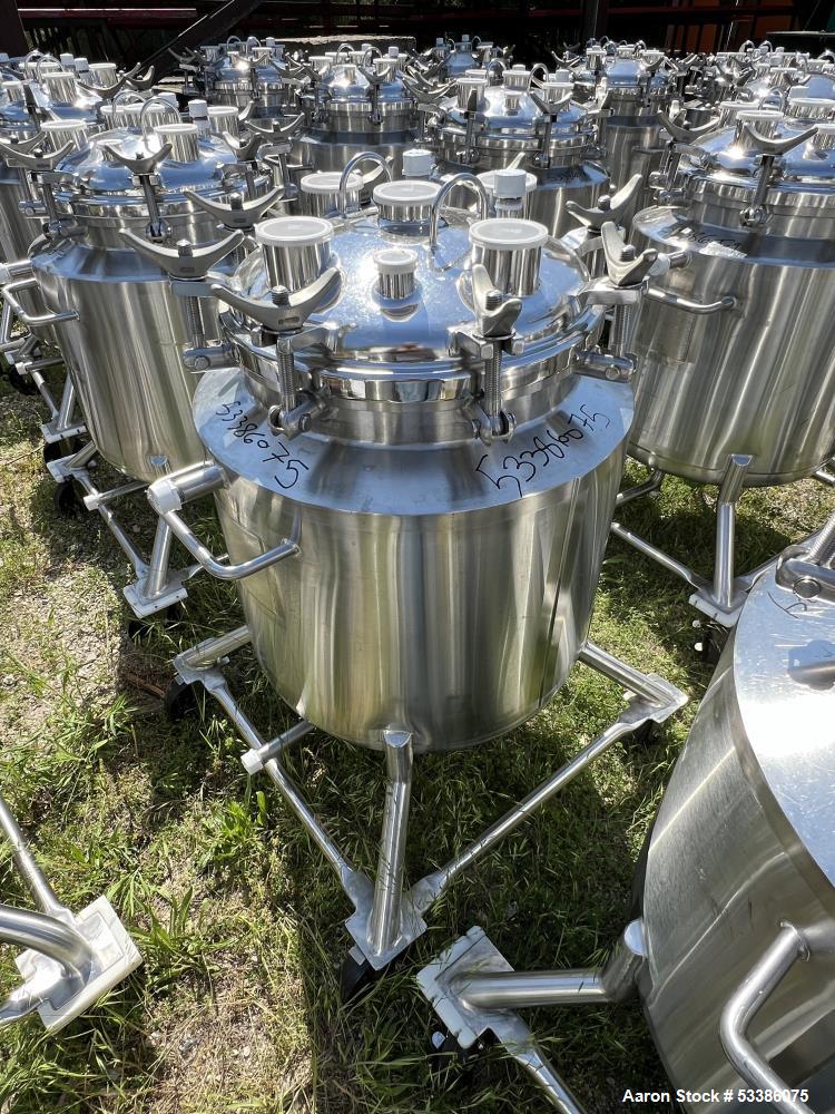 Used- Stainless Steel 120 Liter / 31.7 Gallon Jacketed Tank, Stainless Steel, Vertical. Approximate 20" diameter x 24" strai...