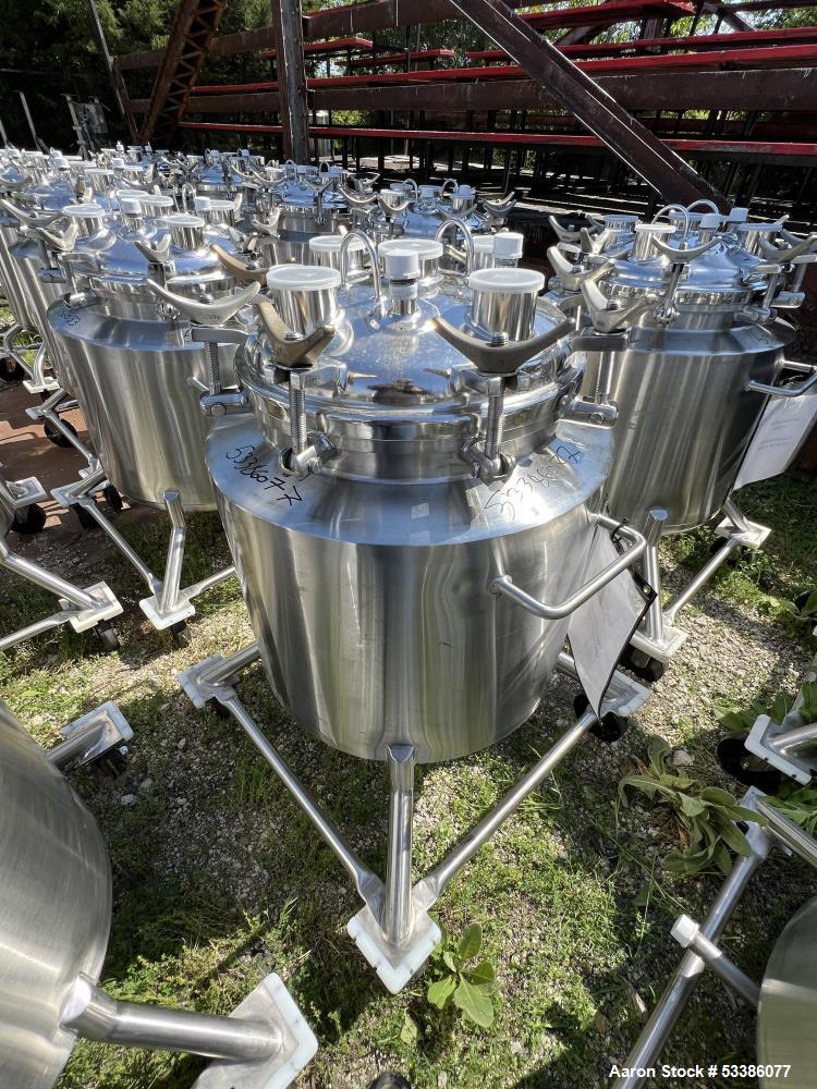 Used- Stainless Steel 120 Liter / 31.7 Gallon Jacketed Tank, Stainless Steel, Vertical. Approximate 20" diameter x 24" strai...