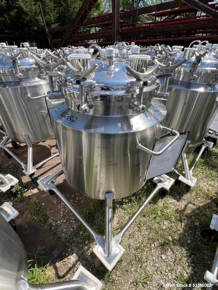 Used- Stainless Steel 120 Liter / 31.7 Gallon Jacketed Tank, Stainless Steel, Vertical. Approximate 20" diameter x 24" strai...