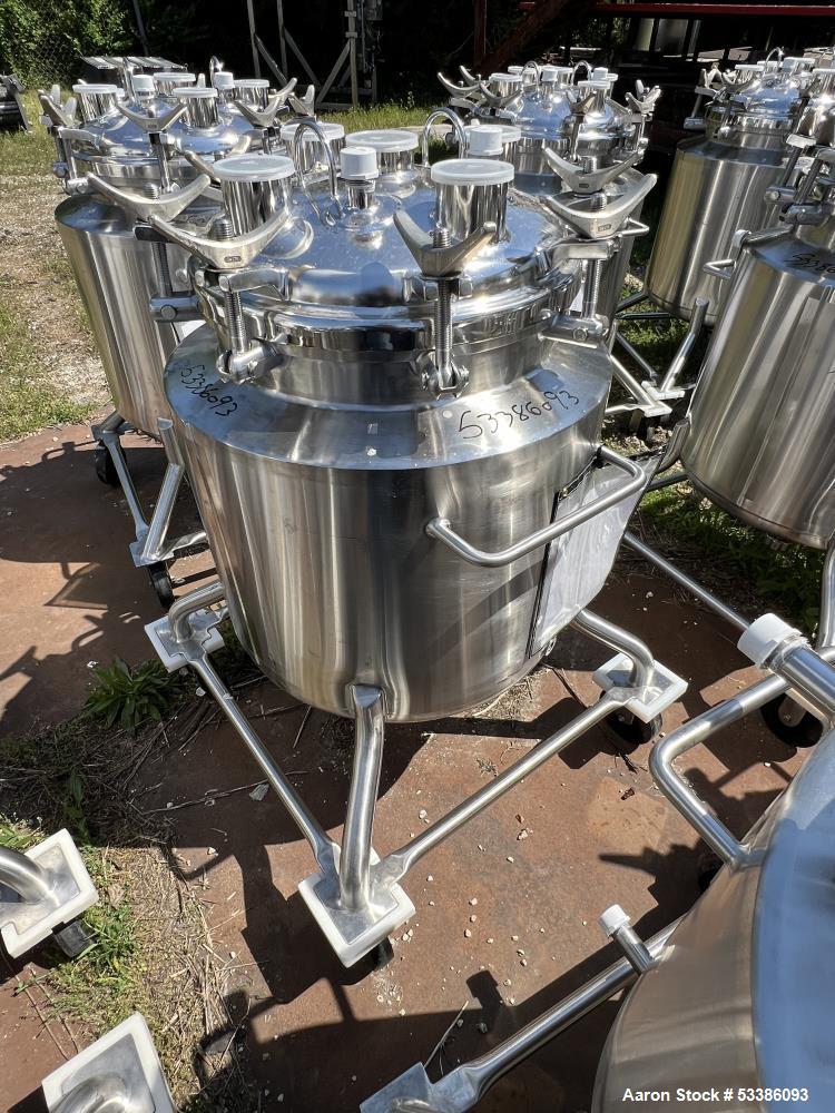 Used- Stainless Steel 120 Liter / 31.7 Gallon Jacketed Tank, Stainless Steel, Vertical. Approximate 20" diameter x 24" strai...