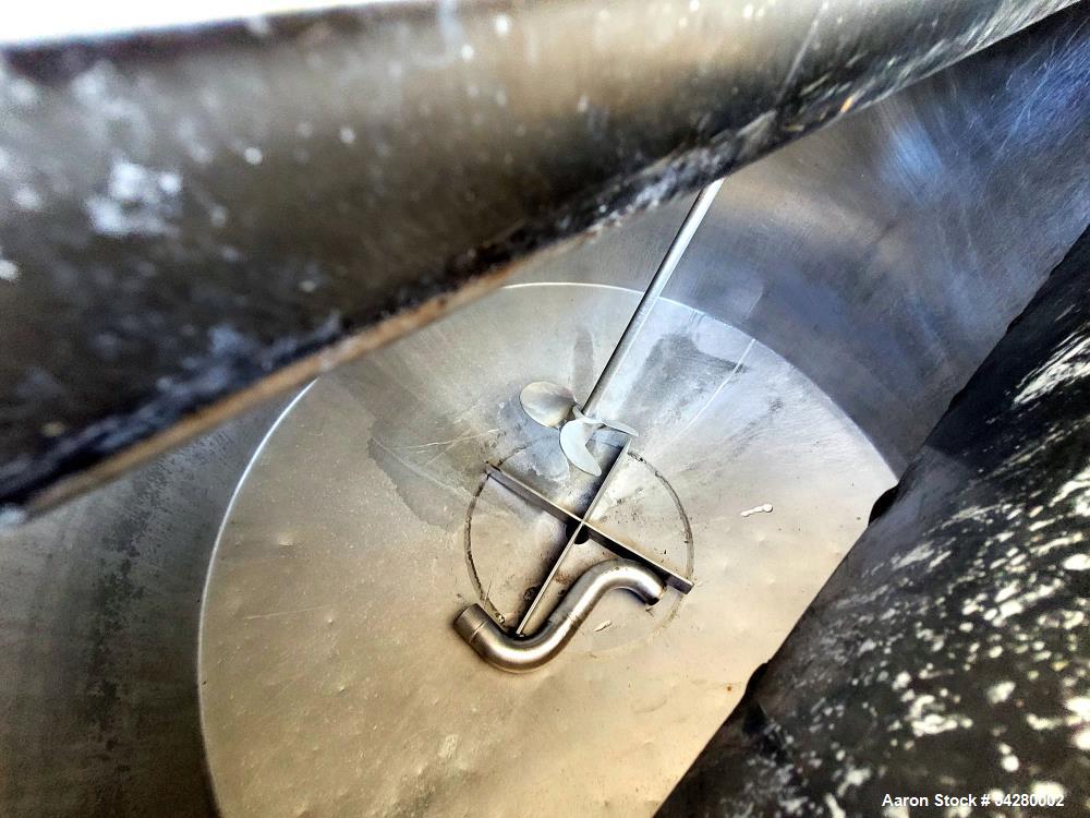 Used 200 Gallon Stainless Steel Vertical Mix Tank – Propeller Agitated, Leg Mounted