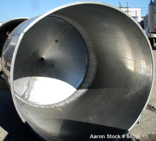 USED: Tank, 350 gallon, 304 stainless steel, vertical. 44" diameter x 47" straight side. Open top with no cover, coned bottom. 2" tri clamp center bottom outlet. No legs.