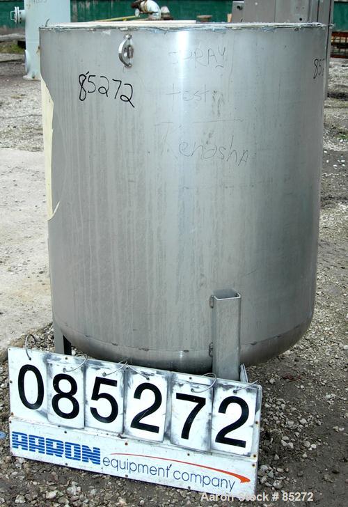 USED: Tank, 180 gallon, 304 stainless steel, vertical. 36" diameter x 38" straight side. Open top, no cover, dish bottom. 2" tri clamp center bottom outlet. Mounted on 3 stainless steel legs. Approx ...