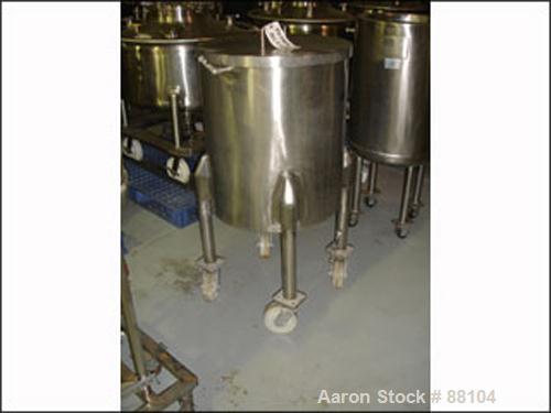 USED: Tank, 60 gallon, stainless steel, vertical. 24" diameter x 28" straight side. Open top with cover, sloped bottom. 1" o...