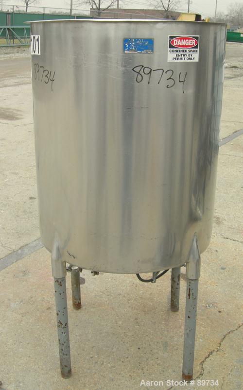 USED: Tank, 120 gallon, 304 stainless steel, vertical. 31" diameter x 36" straight side, open top, no cover, coned bottom. Approximate 1-1/2" center bottom outlet. Side bottom 3 blade agitator, drive...