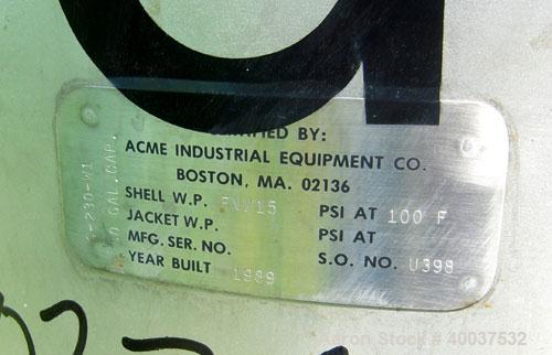 Used Acme Industrial Pressure Tank, 50 gallon, stainless steel, vertical. 24" diameter x 24" straight side, dished top and bottom. Internal rated FV/15 psi at 100 deg.f.. Openings top 2", 3", 4". Sid...