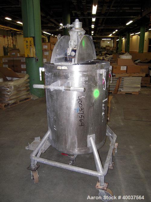 Used Acme Tank, 95 gallon, stainless steel, vertical. 28" diameter x 36" straight side, rated atmo at 325 deg.f.. Open top with (2) 1/3 hinged covers, dished bottom. Stainless steel bolt on agitator ...
