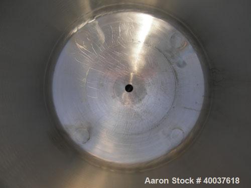 Used- Acme Pressure Tank, 40 gallon, 304 stainless steel, vertical. 22" diameter x 24" straight side, dished top and bottom....