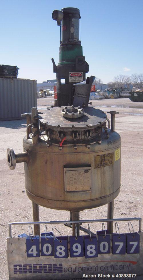 Used Alloy Fab Pressure Tank, 100 gallon, 304L stainless steel, vertical. 36" diameter x 18" straight side, dish top and bottom. Internal rated FV/50 psi at 180 deg F, and -20 deg F at 50 psi. Off ce...