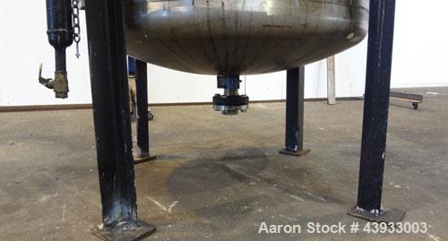 Used Alloy Fab Pressure Tank, 300 Gallons, 316L Stainless Steel, Vertical.  42” Diameter x 47” straight side, dish top and bottom.  Internal rated 60 psi/full vacuum at 100 degrees F.  Openings:  top...
