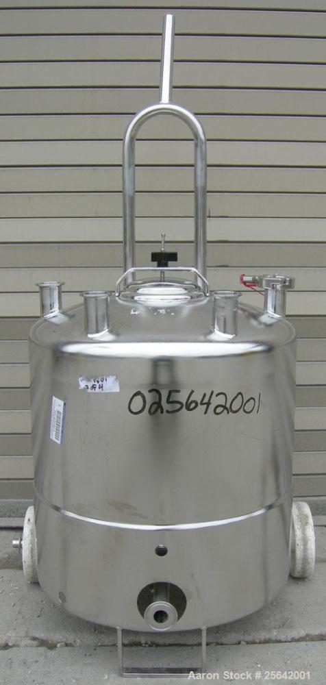 USED: Alloy Products Pressure Tank, 13 gallon, 316 stainless steel, vertical.  18" diameter x 10" straight side.  Dished top...