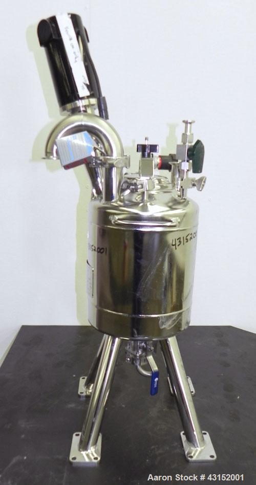 Used Alloy Products Pressure Tank, 10 Liter (2.64 Gallon), 316L Stainless Steel, Vertical. Approximately 9’’ diameter x 9’’ straight side, dished top and bottom. Polished internal rated 155 psi at -2...