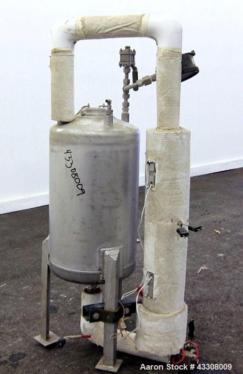 Used Alloy Products Pressure Tank, 10 Gallon, 316 Stainless Steel, Vertical. 12” Diameter x 17” straight side. Dished top and bottom. Internal rated 120 psi at -20 to 400 degrees F. Openings top 3” x...
