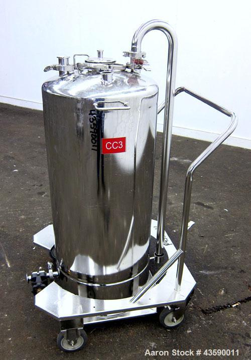 Used Alloy Products Pressure Tank, 33 Gallon, 316L Stainless Steel, Vertical. 17.71” Diameter x 29” straight side. Dished top and bottom. Internal rated 50 psi at -20 to 350 degrees F. Openings top (...