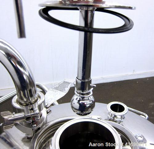 Used Alloy Products Pressure Tank, 33 Gallon, 316L Stainless Steel, Vertical. 17.71” Diameter x 29” straight side. Dished top and bottom. Internal rated 50 psi at -20 to 350 degrees F. Openings top (...