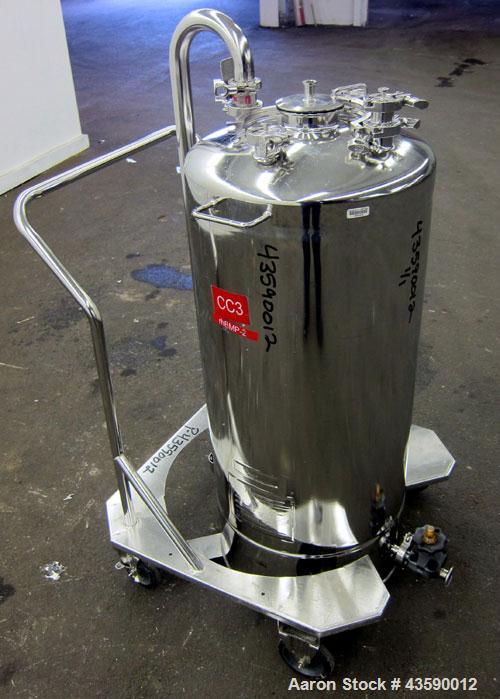 Used Alloy Products Pressure Tank, 33 Gallon, 316L Stainless Steel, Vertical. 17.71” Diameter x 29” straight side. Dished top and bottom. Internal rated 50 psi at -20 to 350 degrees F. Openings top (...