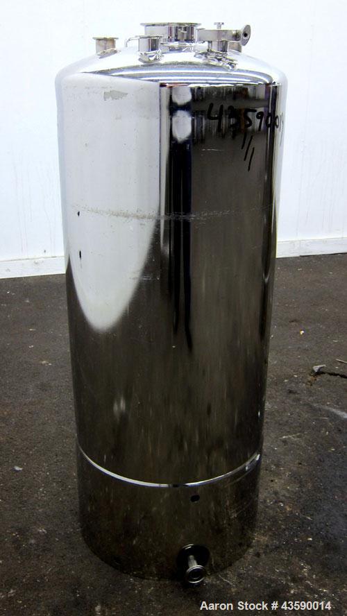 Used Alloy Products Pressure Tank, 33 Gallon, 316L Stainless Steel, Vertical. 17.71” Diameter x 29” straight side. Dished top and bottom. Internal rated Full Vacuum to 85 psi at -20 to 350 degrees F....