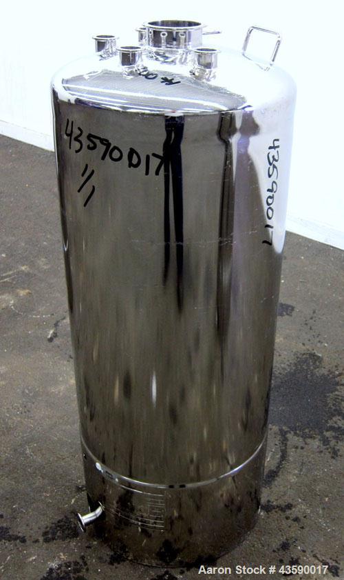 Used Alloy Products Pressure Tank, 33 Gallon, 316L Stainless Steel, Vertical. 17.71” Diameter x 29” straight side. Dished top and bottom. Internal rated Full Vacuum to 85 psi at -20 to 350 degrees F....