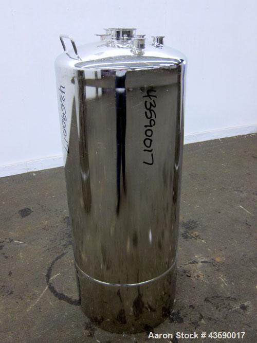 Used Alloy Products Pressure Tank, 33 Gallon, 316L Stainless Steel, Vertical. 17.71” Diameter x 29” straight side. Dished top and bottom. Internal rated Full Vacuum to 85 psi at -20 to 350 degrees F....