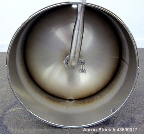 Used- Alloy Products Pressure Tank, 33 Gallon, 316L Stainless Steel, Vertical. 17.71” Diameter x 29” straight side. Dished t...