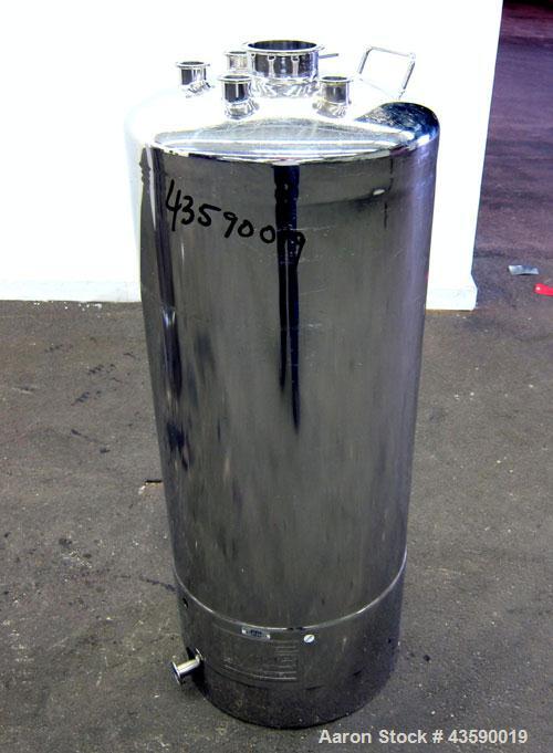 Used Alloy Products Pressure Tank, 33 Gallon, 316L Stainless Steel, Vertical. 17.71” Diameter x 29” straight side. Dished top and bottom. Internal rated Full Vacuum to 85 psi at -20 to 350 degrees F....