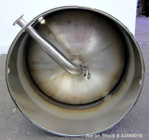Used Alloy Products Pressure Tank, 33 Gallon, 316L Stainless Steel, Vertical. 17.71” Diameter x 29” straight side. Dished top and bottom. Internal rated Full Vacuum to 85 psi at -20 to 350 degrees F....