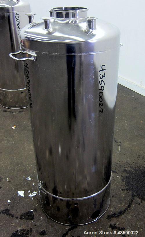 Used- 33 Gallon Stainless Steel Alloy Products Pressure Tank