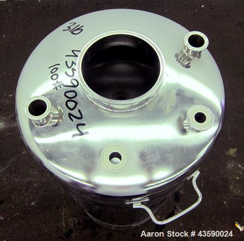 Used 33 Gallon Stainless Steel Alloy Products Pressure Tank
