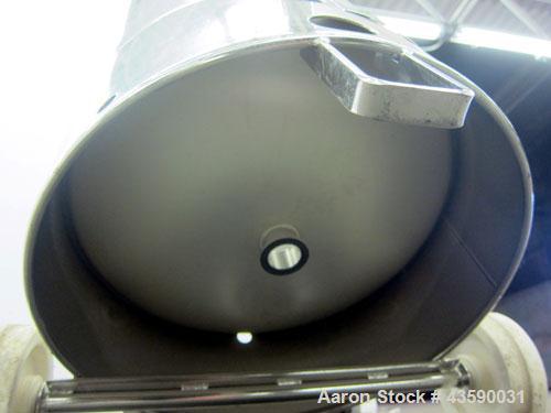 Used Alloy Products Pressure Tank, 33 Gallon, 316L Stainless Steel, Vertical. 17.71” Diameter x 29” straight side. Dished top and bottom. Internal rated 90 psi at -20 to 300 degrees F. Openings top (...