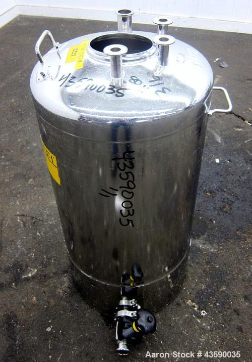 Used 25 Gallon Stainless Steel Alloy Products Pressure Tank