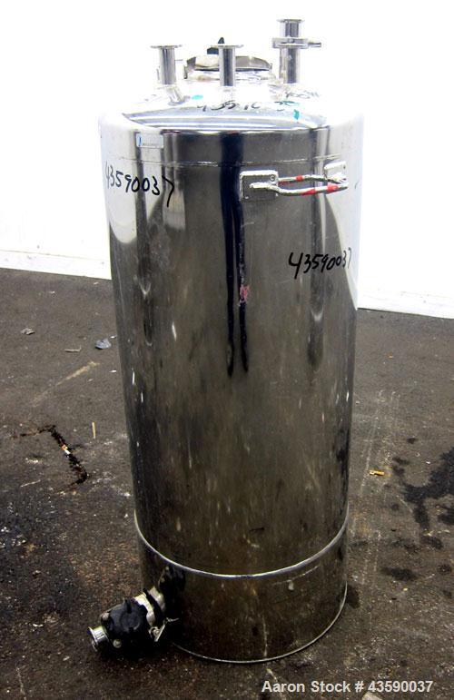 Used- 33 Gallon Stainless Steel Alloy Products Pressure Tank