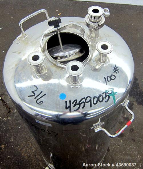 Used- 33 Gallon Stainless Steel Alloy Products Pressure Tank