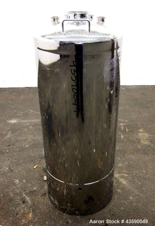 Used Alloy Products Pressure Tank, 33 Gallon, 316 Stainless Steel, Vertical. 17.71” Diameter x 29” straight side. Dished top and bottom. Internal rated Full Vacuum to 85 psi at -20 to 350 degrees F. ...