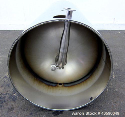 Used Alloy Products Pressure Tank, 33 Gallon, 316 Stainless Steel, Vertical. 17.71” Diameter x 29” straight side. Dished top and bottom. Internal rated Full Vacuum to 85 psi at -20 to 350 degrees F. ...