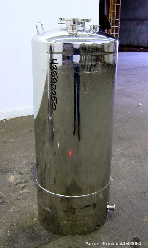 Used Alloy Products Pressure Tank, 33 Gallon, 316 Stainless Steel, Vertical. 17.71” Diameter x 29” straight side. Dished top and bottom. Internal rated Full Vacuum to 85 psi at -20 to 350 degrees F. ...