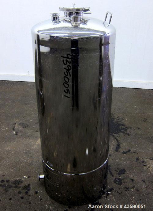 Used Alloy Products Pressure Tank, 33 Gallon, 316 Stainless Steel, Vertical. 17.71” Diameter x 29” straight side. Dished top and bottom. Internal rated Full Vacuum to 85 psi at -20 to 350 degrees F. ...