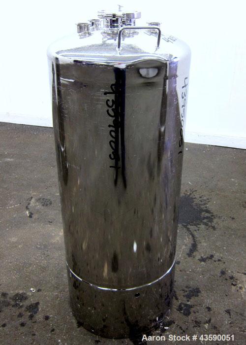 Used Alloy Products Pressure Tank, 33 Gallon, 316 Stainless Steel, Vertical. 17.71” Diameter x 29” straight side. Dished top and bottom. Internal rated Full Vacuum to 85 psi at -20 to 350 degrees F. ...