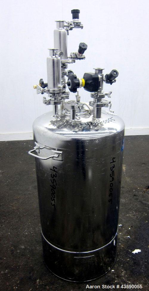 Used 25 Gallon Stainless Steel Alloy Products Pressure Tank